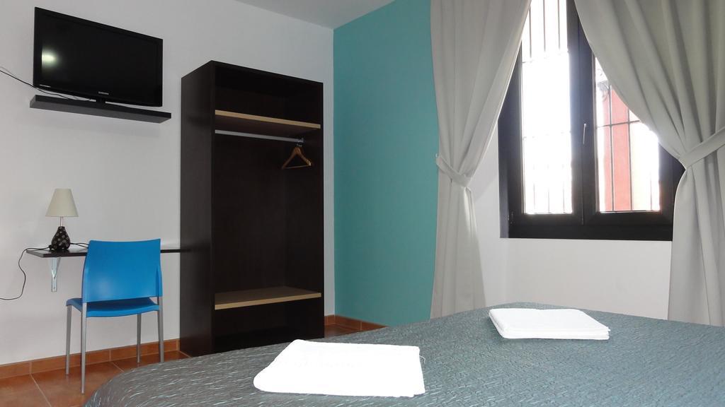 Aparthotel Can Gallart Санта-Кулома-да-Фарнес Екстер'єр фото