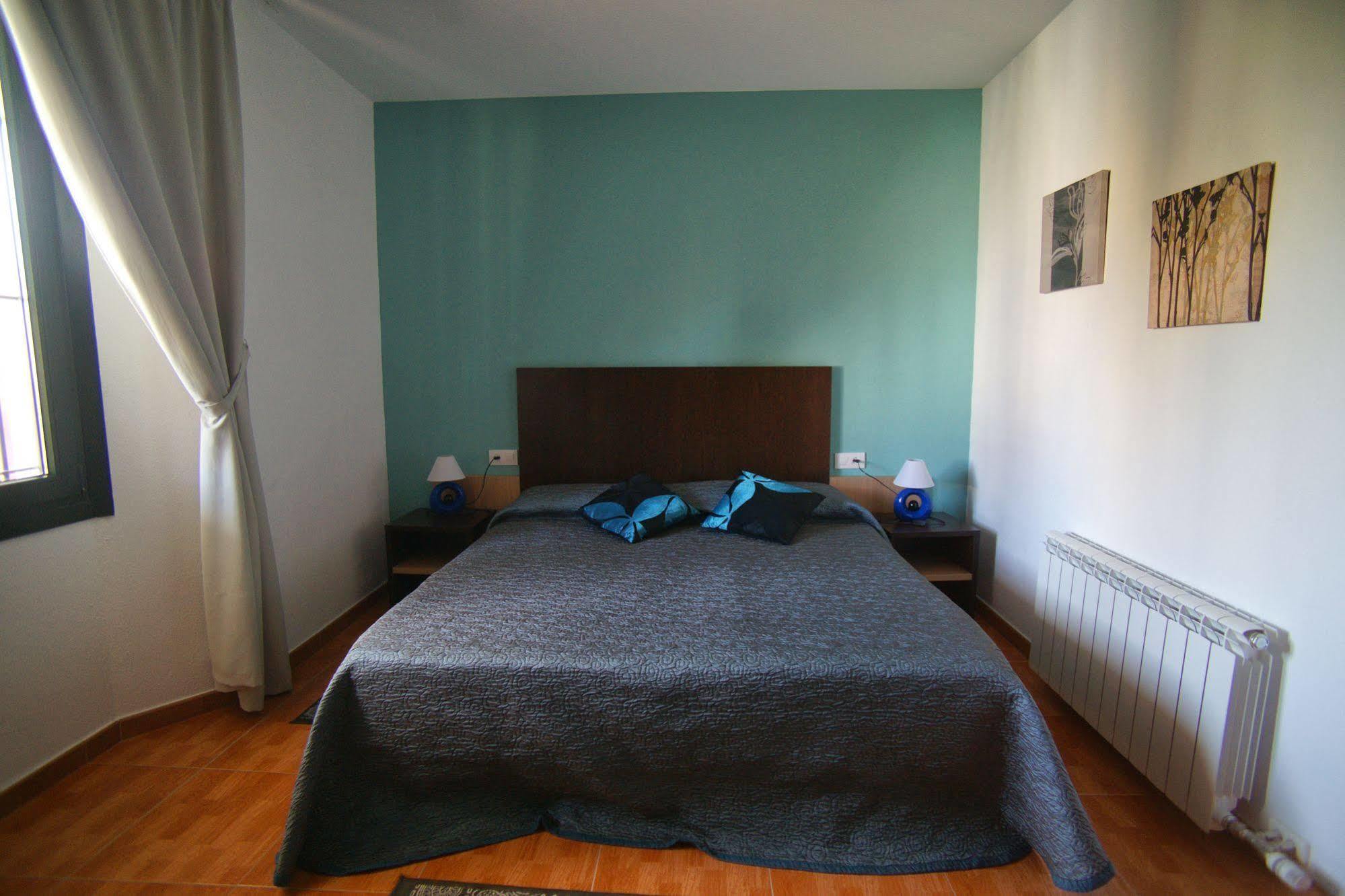 Aparthotel Can Gallart Санта-Кулома-да-Фарнес Екстер'єр фото