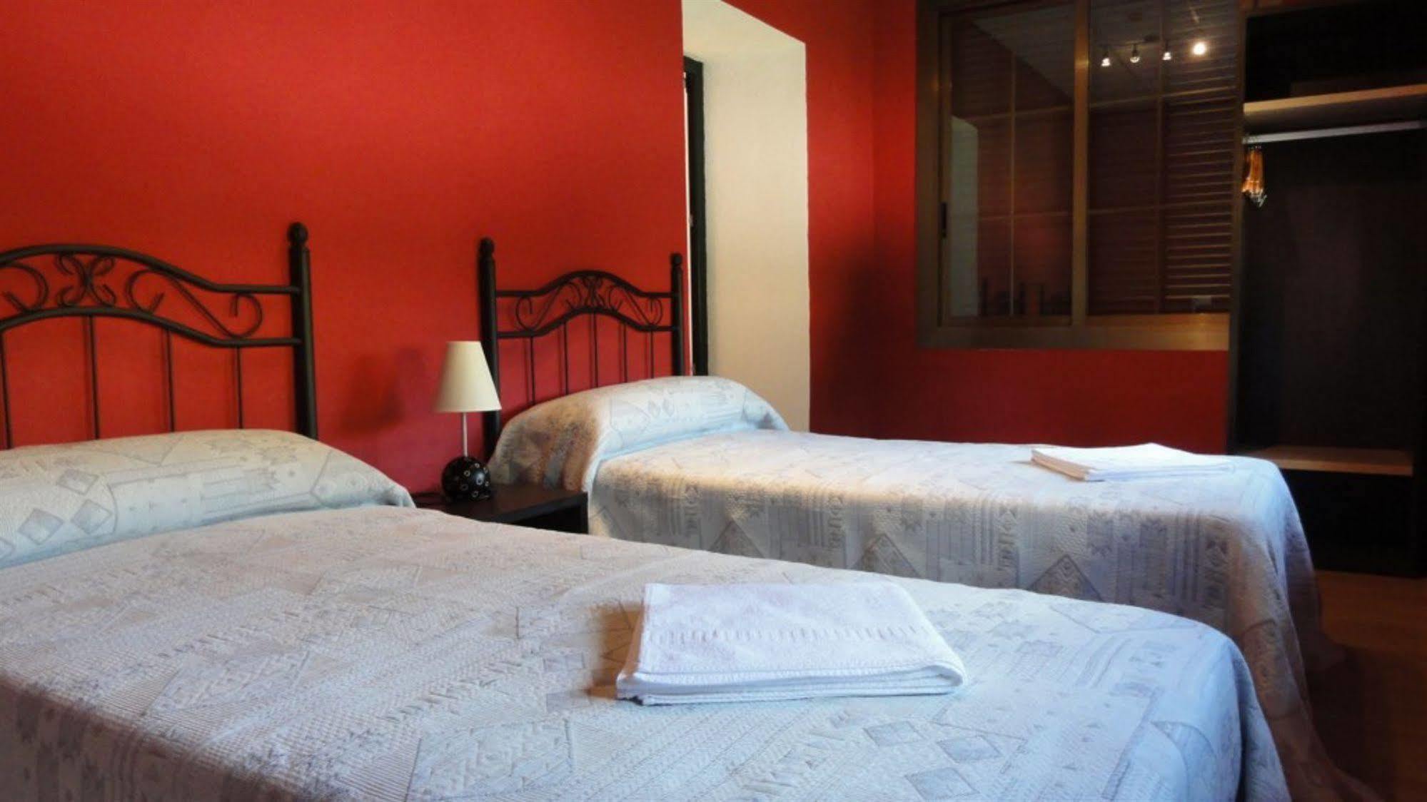 Aparthotel Can Gallart Санта-Кулома-да-Фарнес Екстер'єр фото
