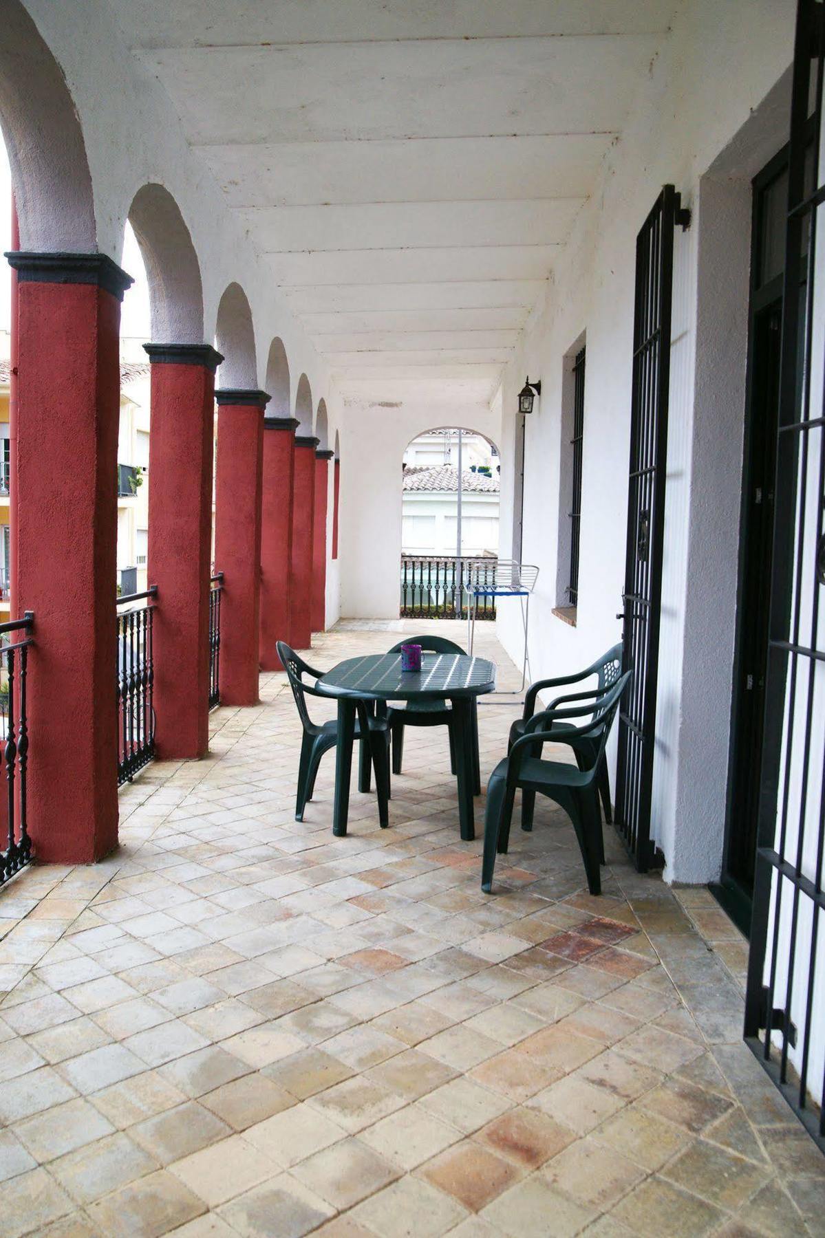 Aparthotel Can Gallart Санта-Кулома-да-Фарнес Екстер'єр фото